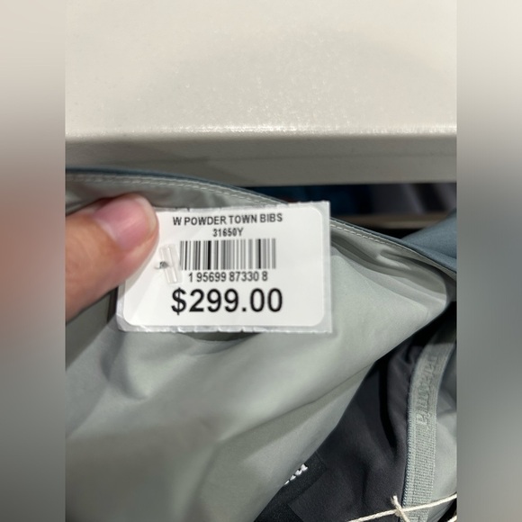 Patagonia Women's L Large Powder Town Ski Bibs Nouveau Green Grey NWT Snow - Picture 12 of 15